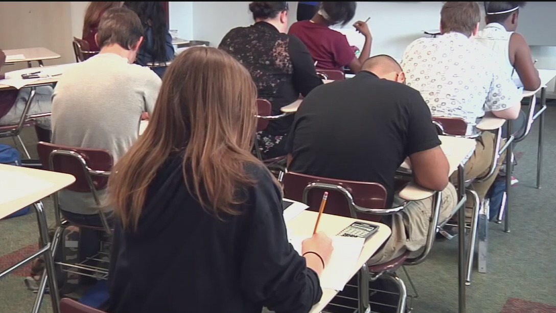 Notes detail what was inside Florida's rejected math textbooks